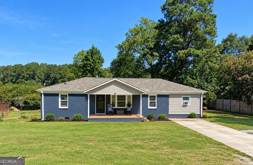 Photo of 2308 Clay Road, Austell, GA 30106 (MLS # 10849381)