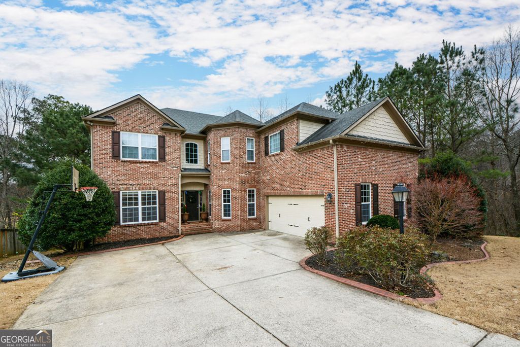 Photo of 1025 Boxwood Lane, Canton, GA 30114 (MLS # 10661803)