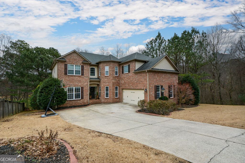 Photo of 1025 Boxwood Lane, Canton, GA 30114 (MLS # 10661803)