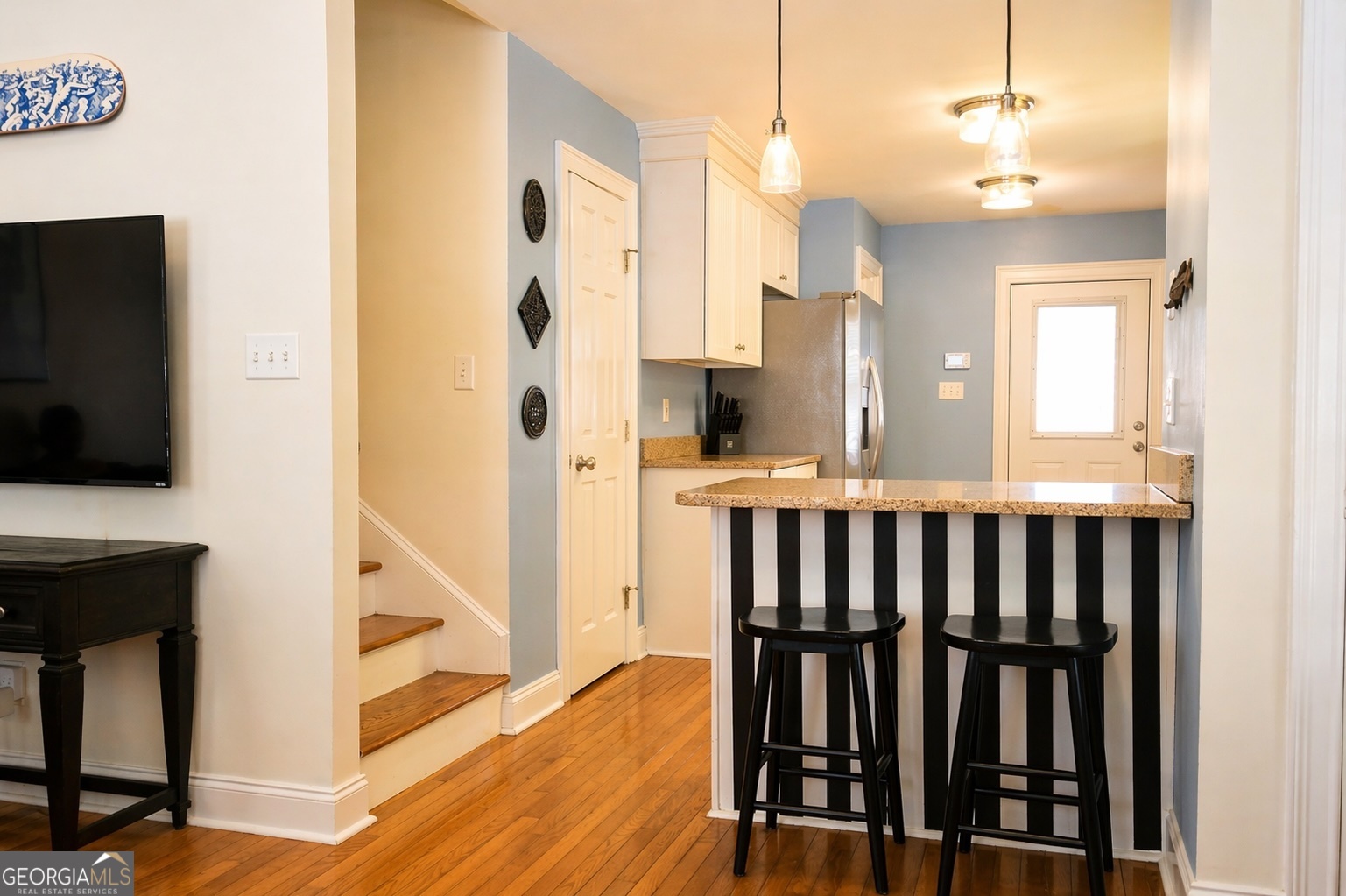 109 W 31st ST