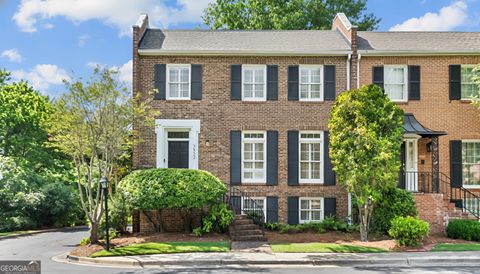 Photo of 3532 Paces Place NW, Atlanta, GA 30327 (MLS # 10630624) Photo of 3532 Paces Place NW, Atlanta, GA 30327 (MLS # 10630624)