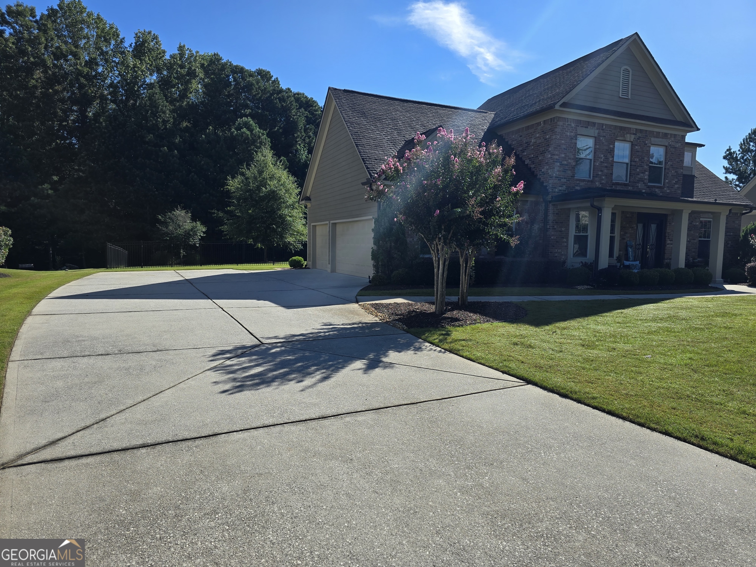 325 Park Haven LN