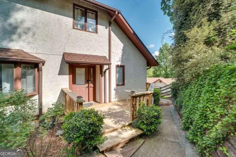 327 Brucken Strasse 311 Helen GA 30545