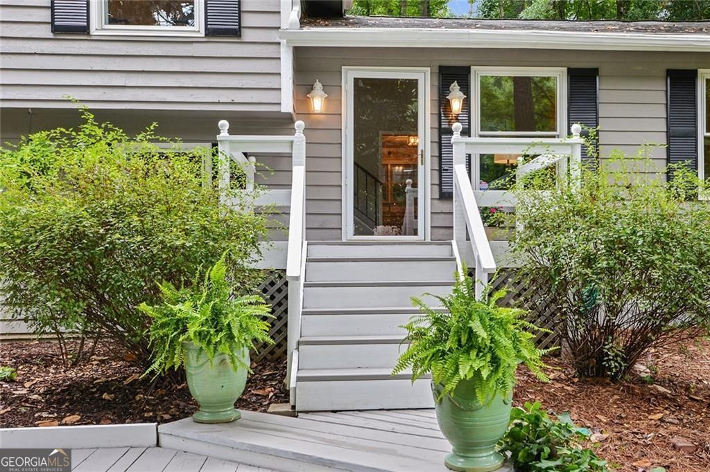 Photo of 130 Cains Cove Drive, Alpharetta, GA 30009 (MLS # 10779008)