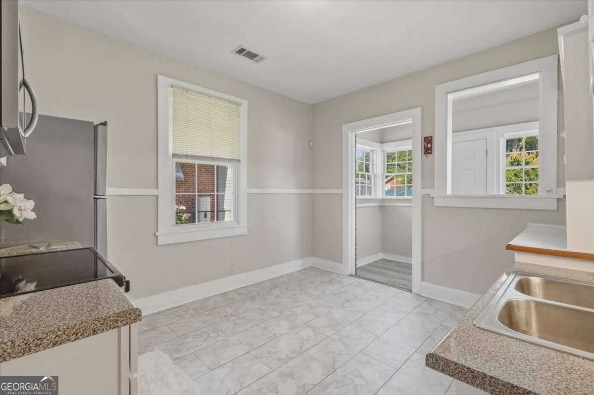 37 Dogwood ST NE