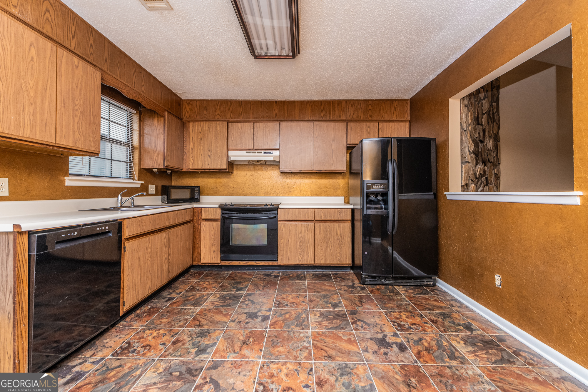 Warner Robins, Georgia 31088, United States, 2 Bedrooms Bedrooms, ,1 BathroomBathrooms,Residential,Pending,103475