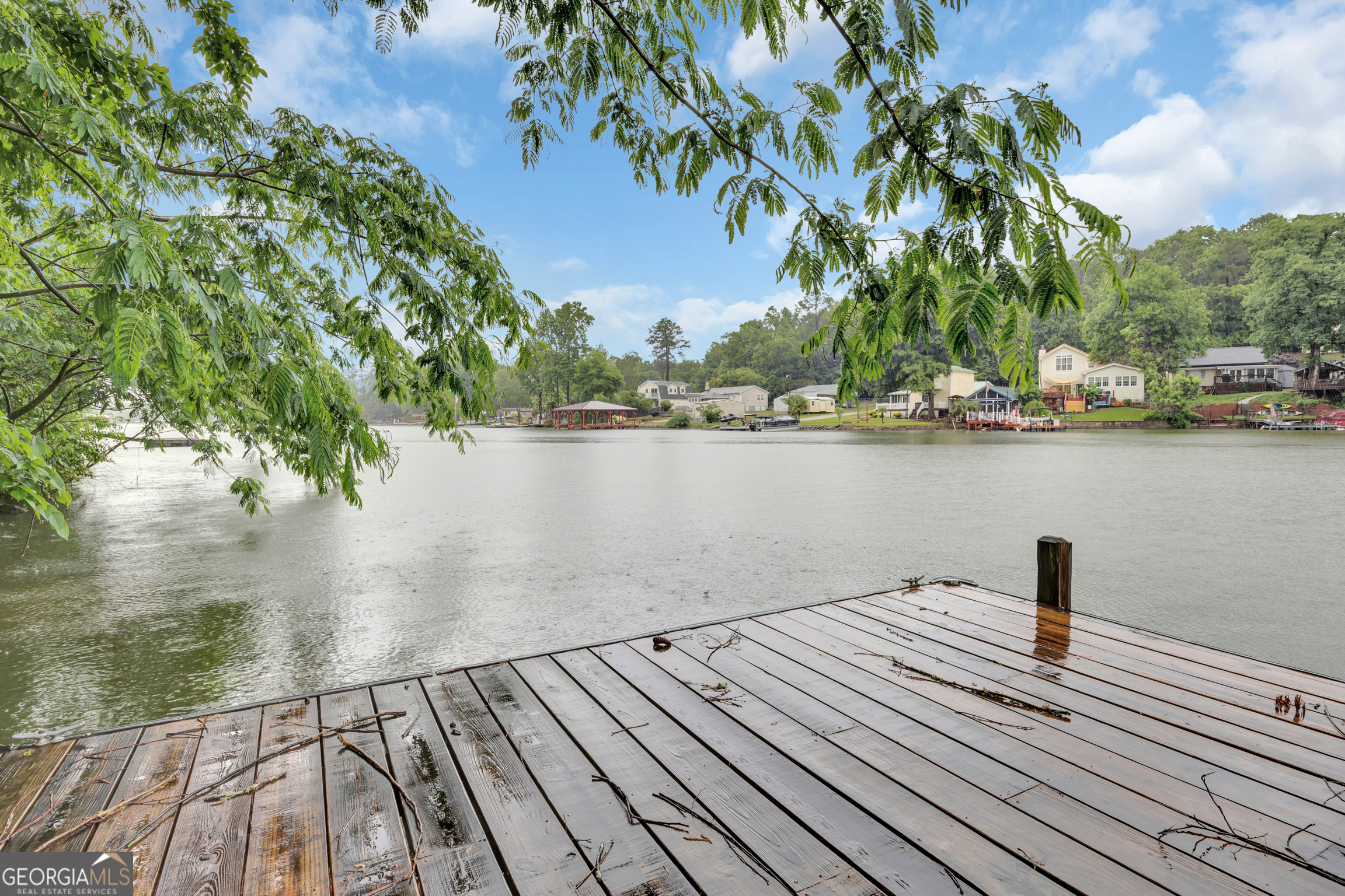 326 E Mourning Dove CT