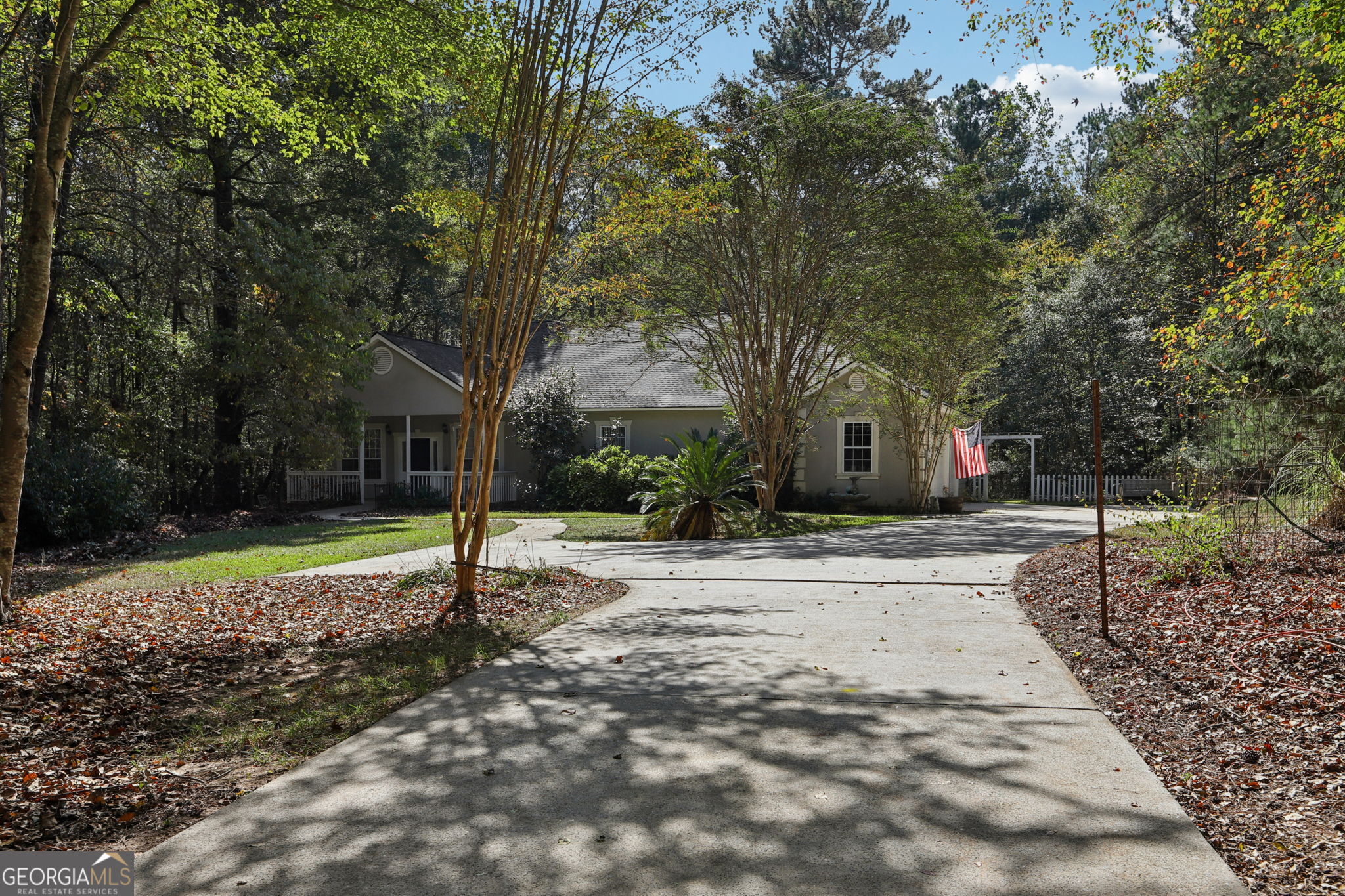 180 Tabor Forest DR