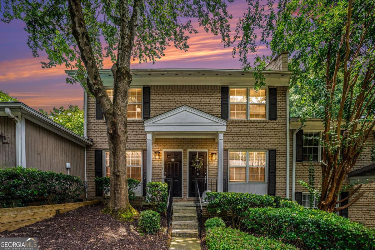 2232 Dunseath AVE NW 204
