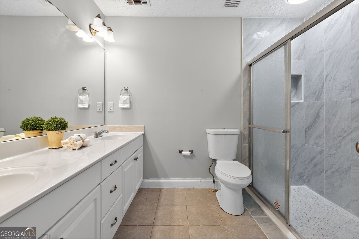CANTERBURY COVE - Residential