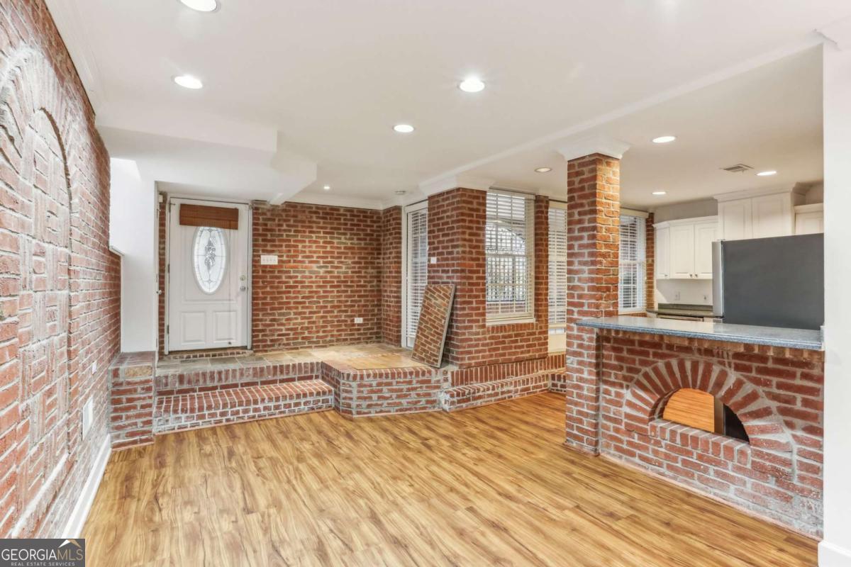 869 Briarcliff RD NE B25