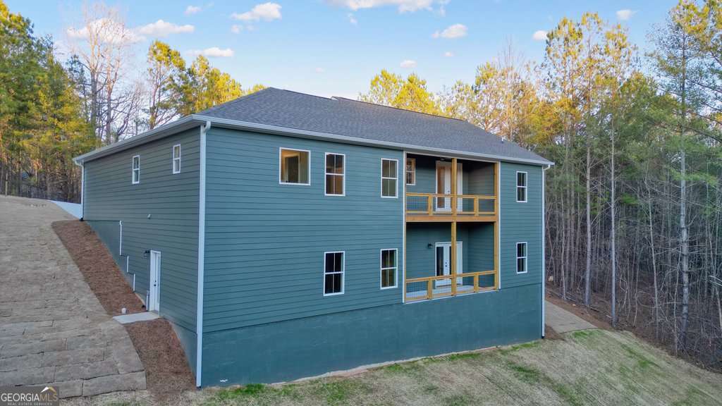 348 Redfield WAY