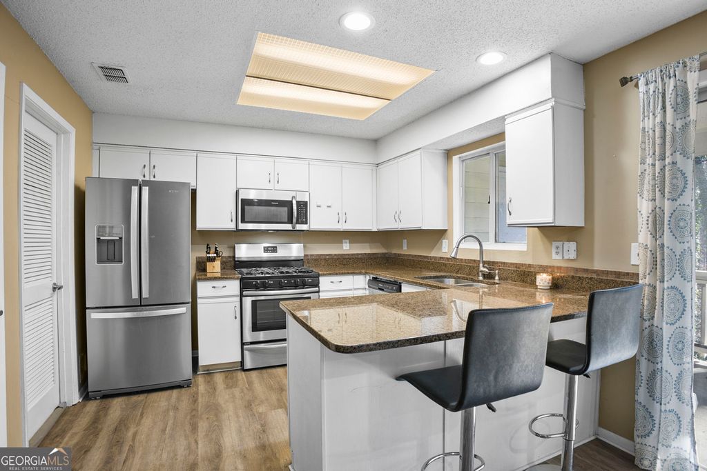 Photo of 32 Springhedge Court, Smyrna, GA 30080 (MLS # 10678030)