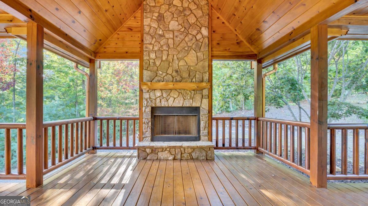 691 Mitchell Branch RD