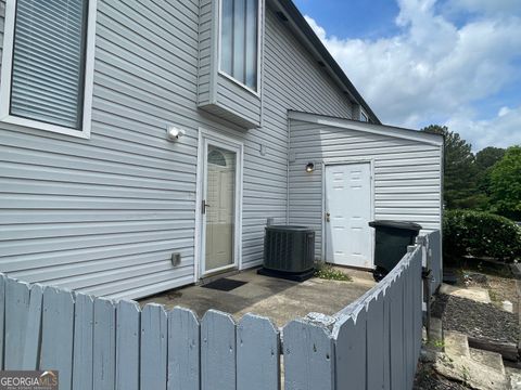 Photo of 237 Country Club Drive, Jonesboro, GA 30238 (MLS # 10515424)