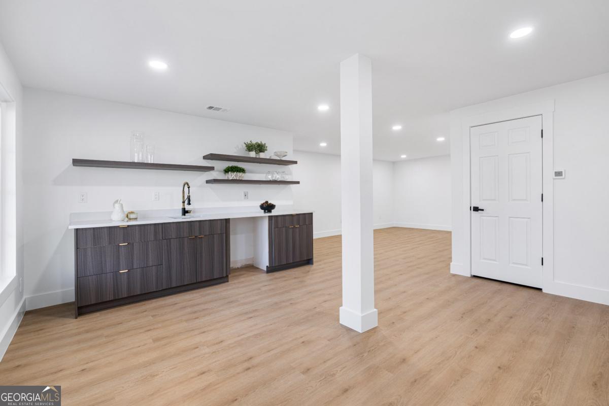Devon Oaks - Residential