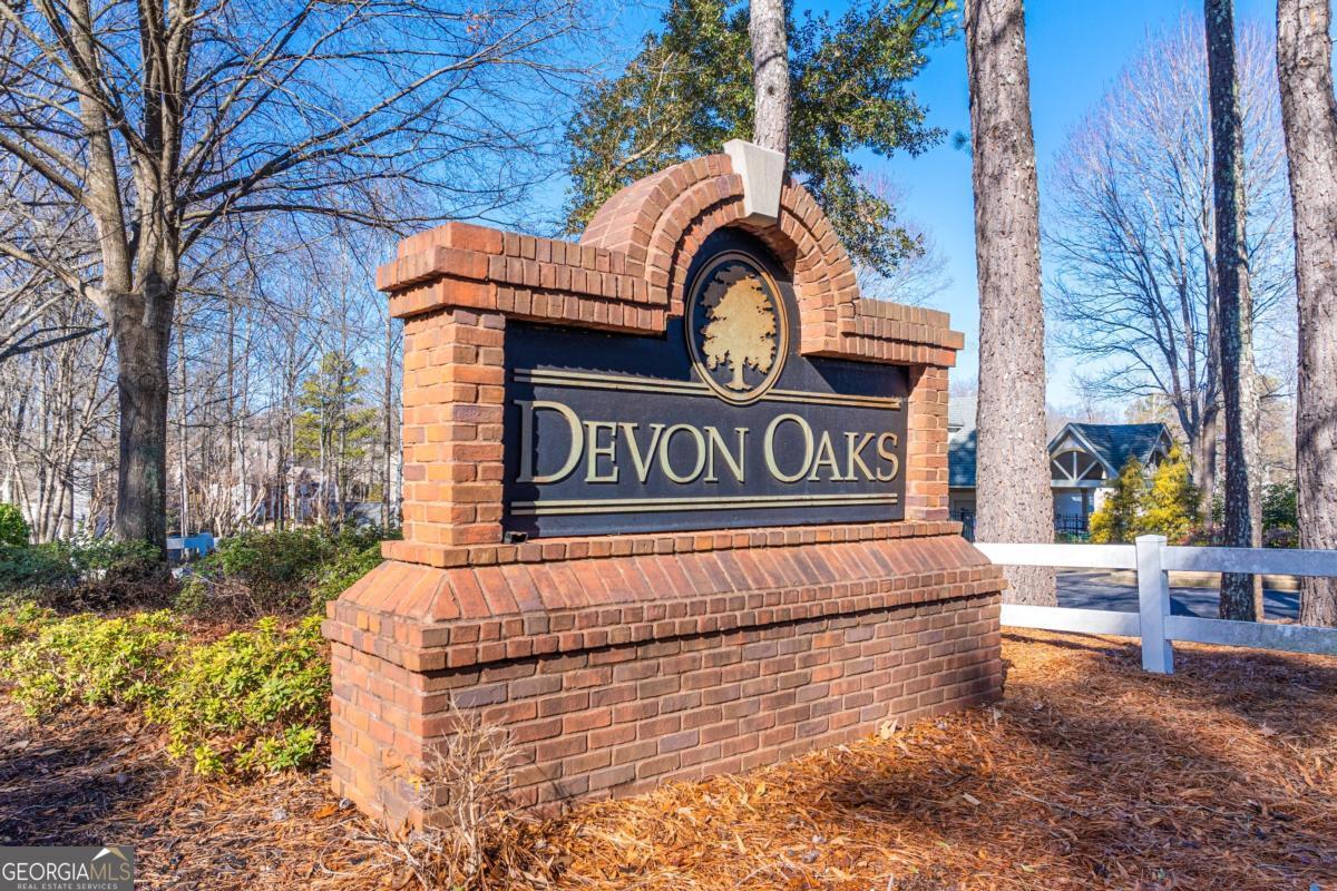 Devon Oaks - Residential