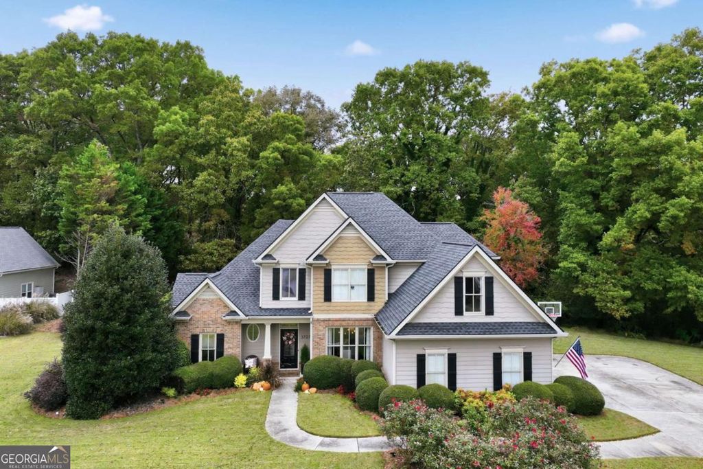 Photo of 3727 Francis Trail, Gainesville, GA 30506 (MLS # 10637602)