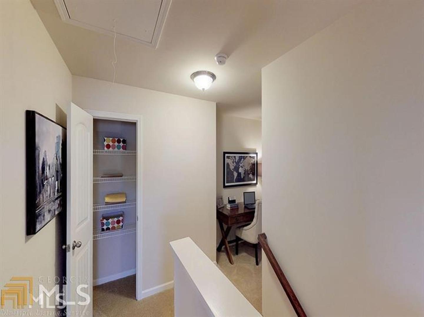Lovejoy Crossing - Residential