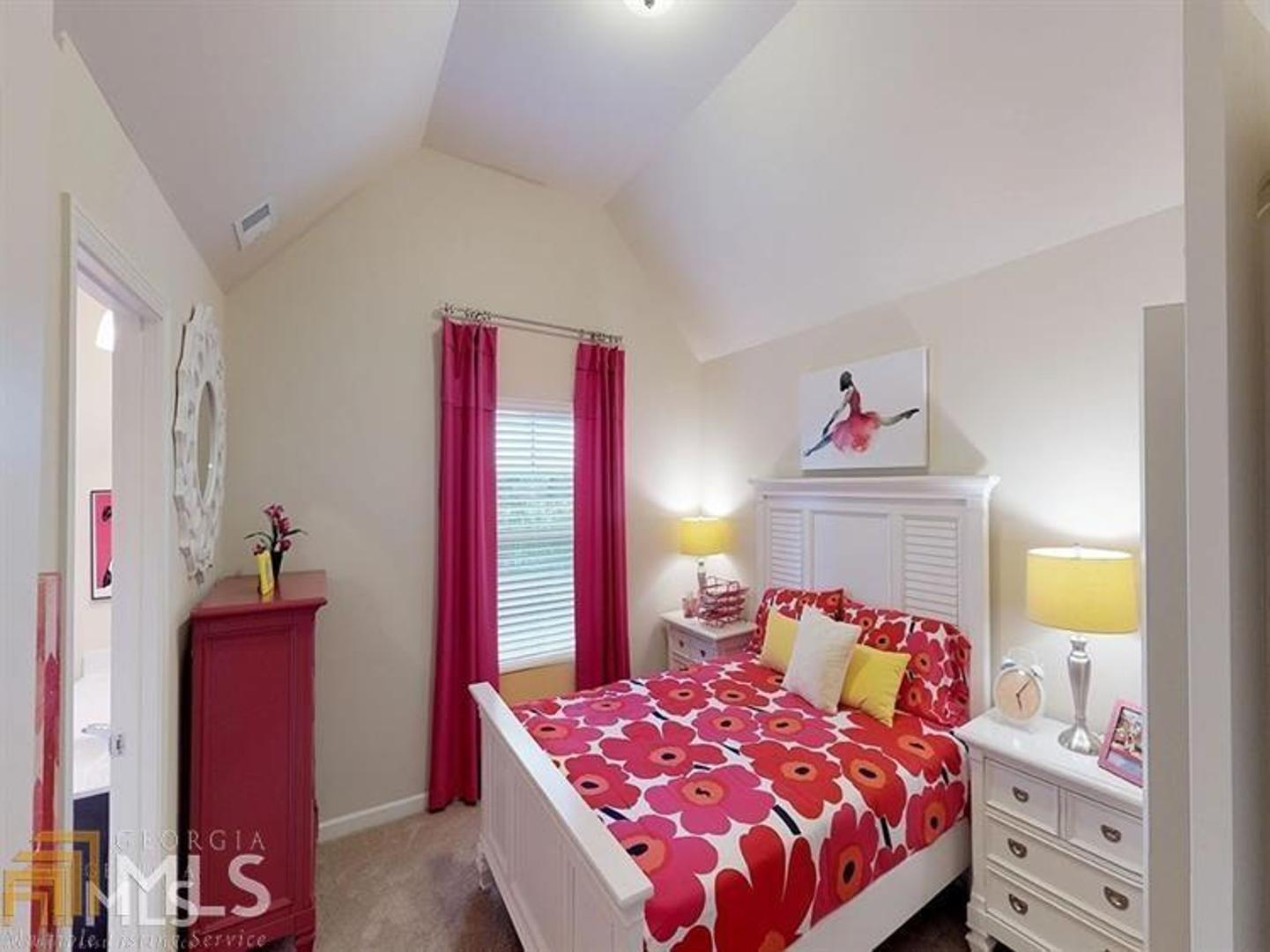 Lovejoy Crossing - Residential