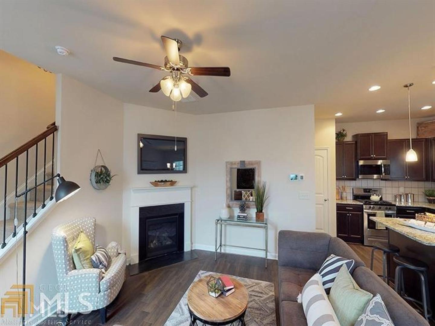 Lovejoy Crossing - Residential