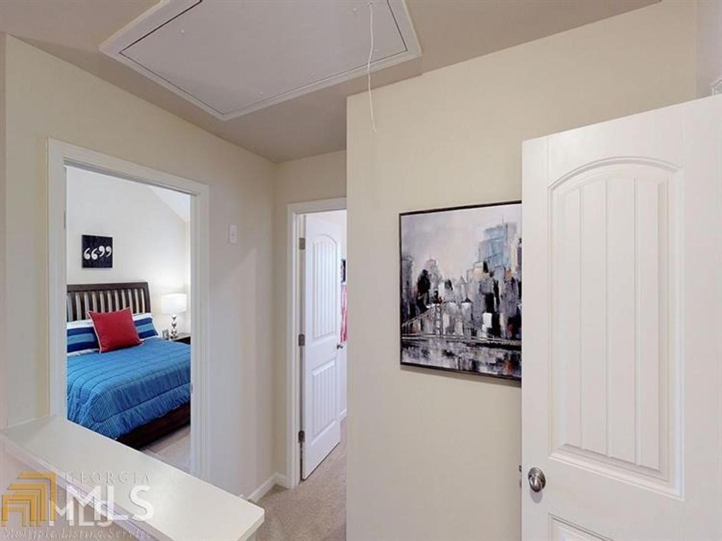 Lovejoy Crossing - Residential