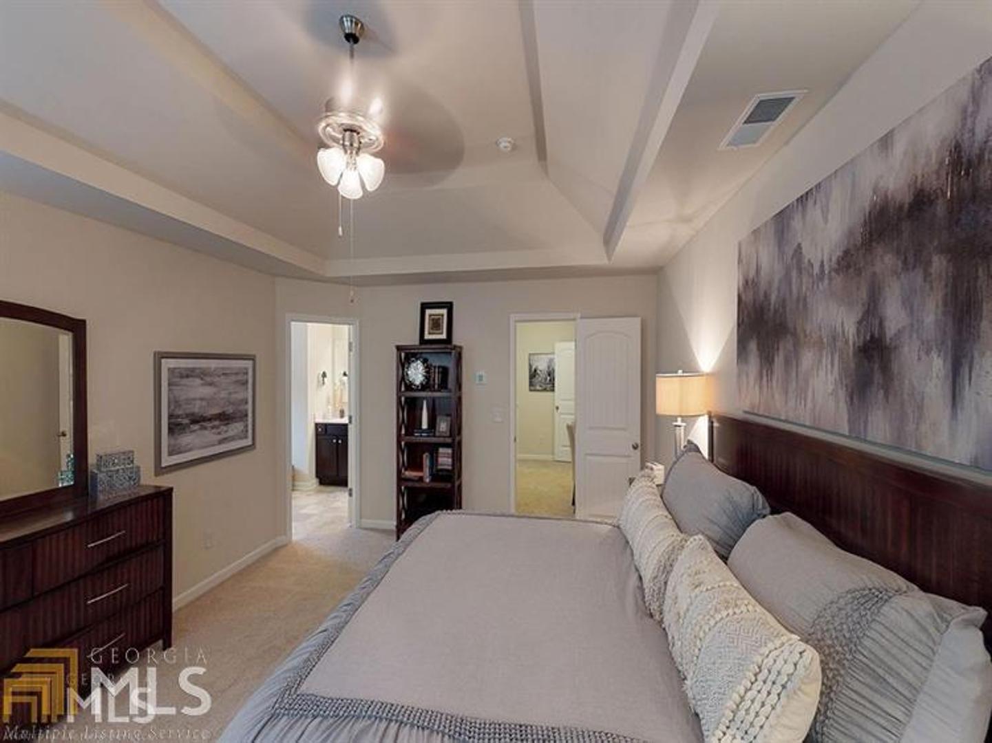 Lovejoy Crossing - Residential