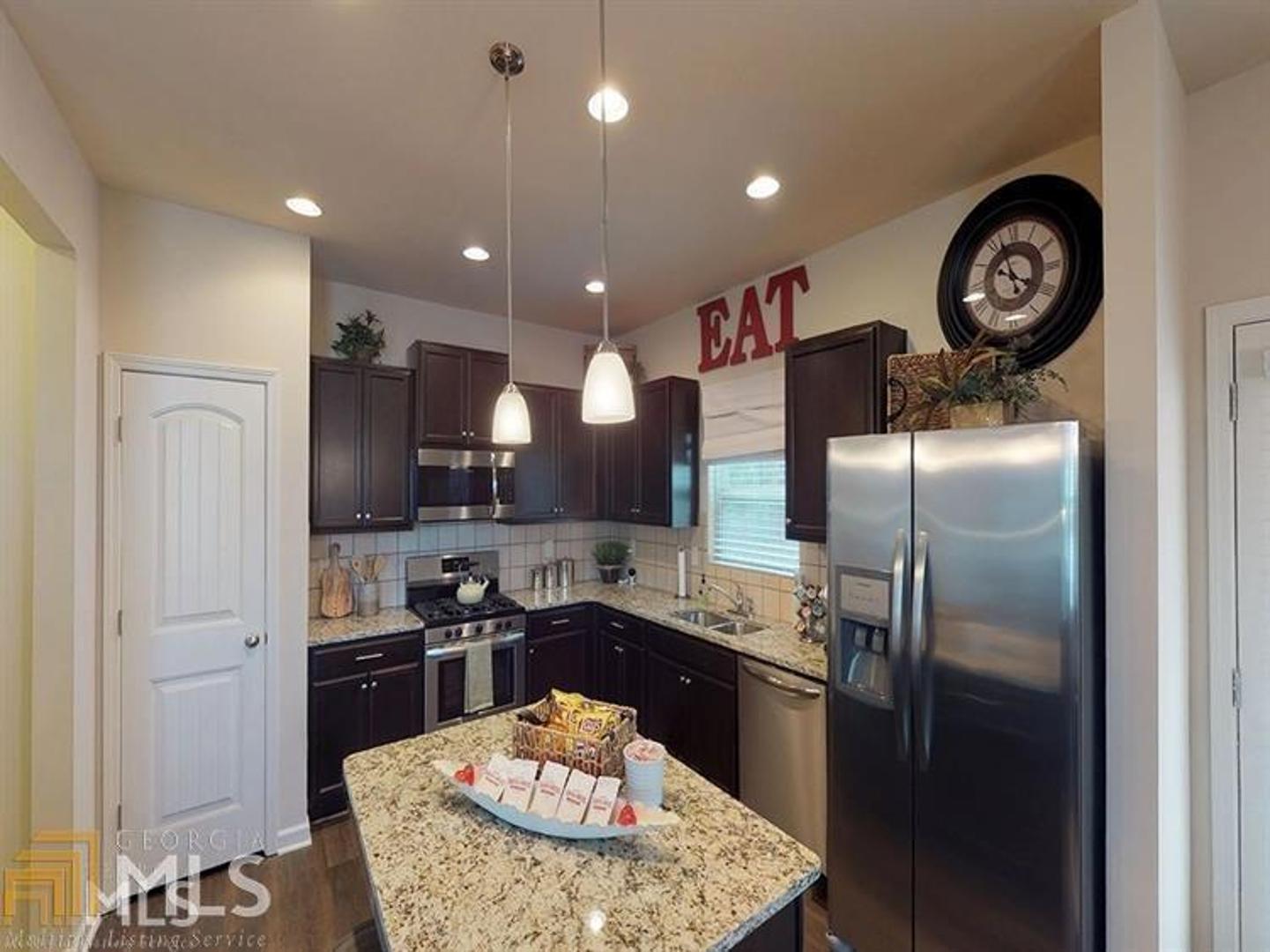 Lovejoy Crossing - Residential