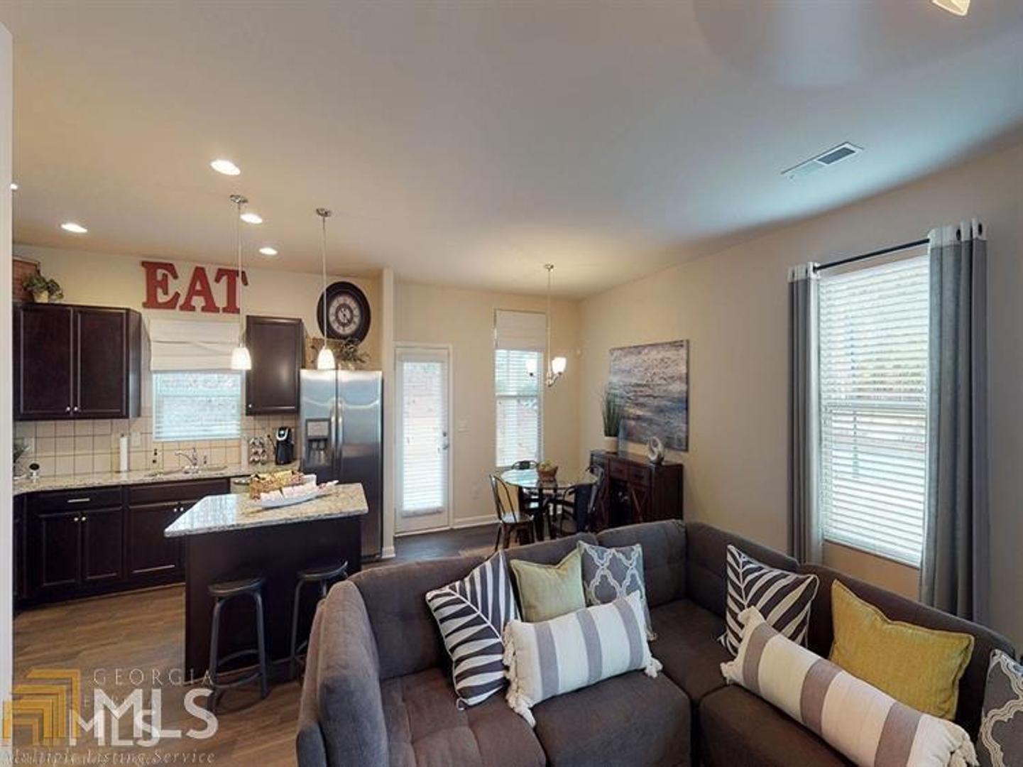 Lovejoy Crossing - Residential