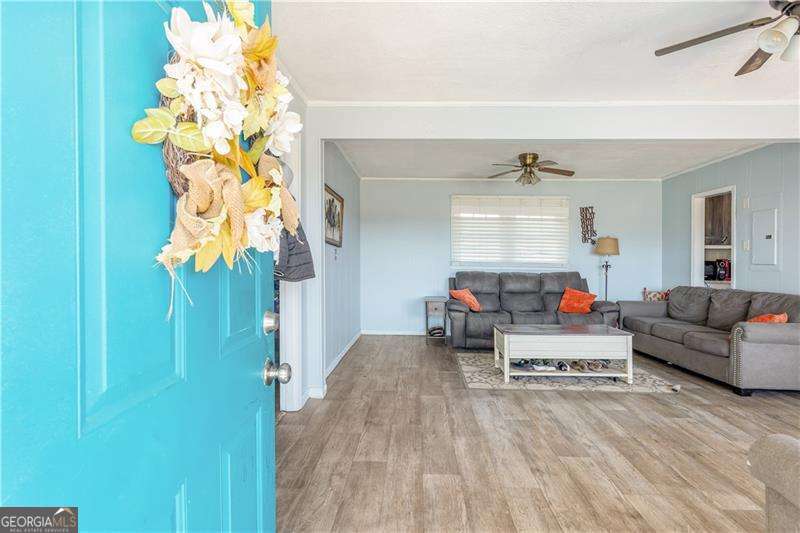 702 Buttermilk RD SW