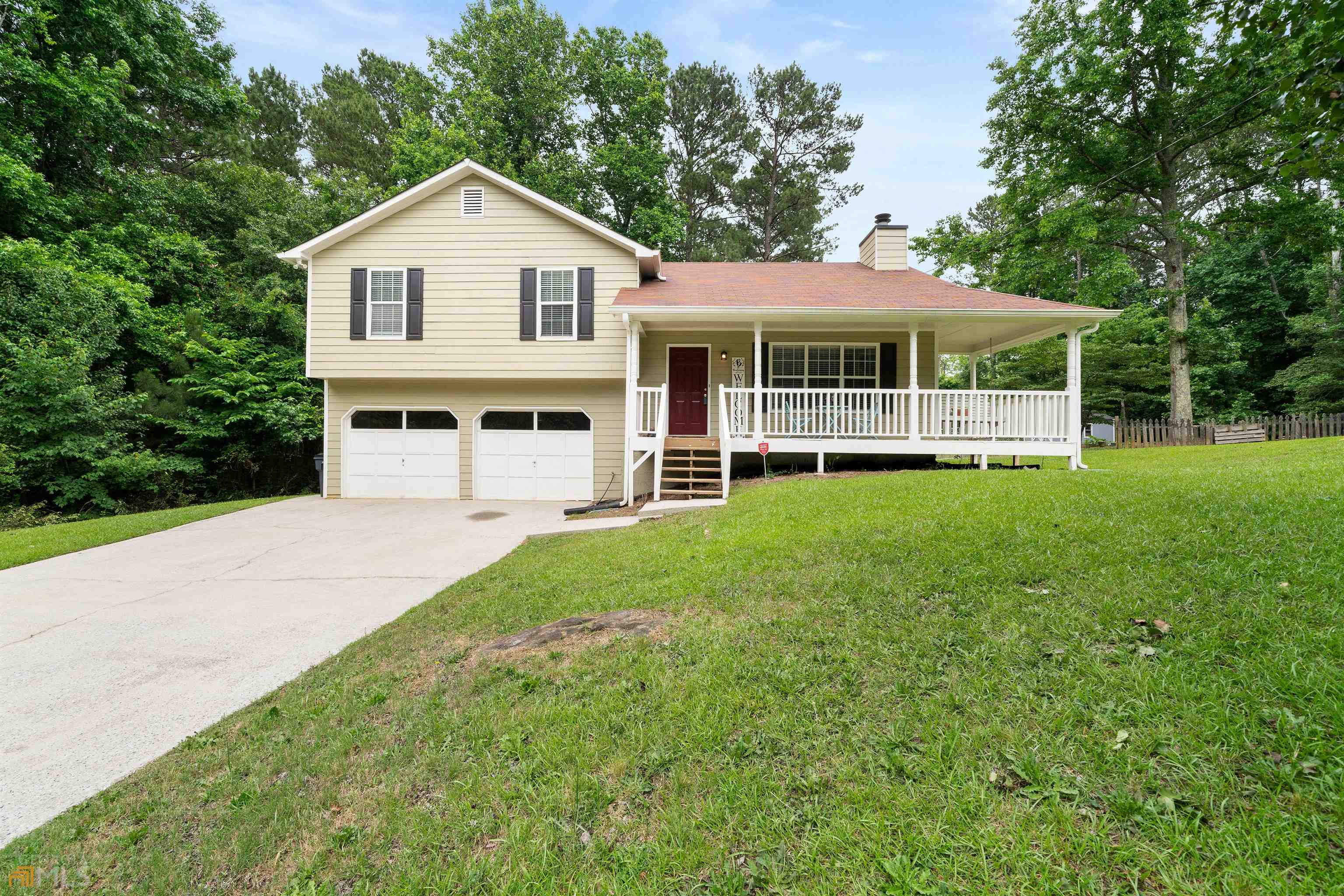 Location! Location! Location! Convenient to Dallas, Hiram, Rockmart, Villa Rica and I-20. Adorable home with a fenced-in backyard. This well-maintained property features 3 bedrooms and 2 full baths. Carpet and appliances are 2 years old, refrigerator is included. Newer HVAC and roof. 2 car oversized garage. Appointment required. More pictures to be added soon.