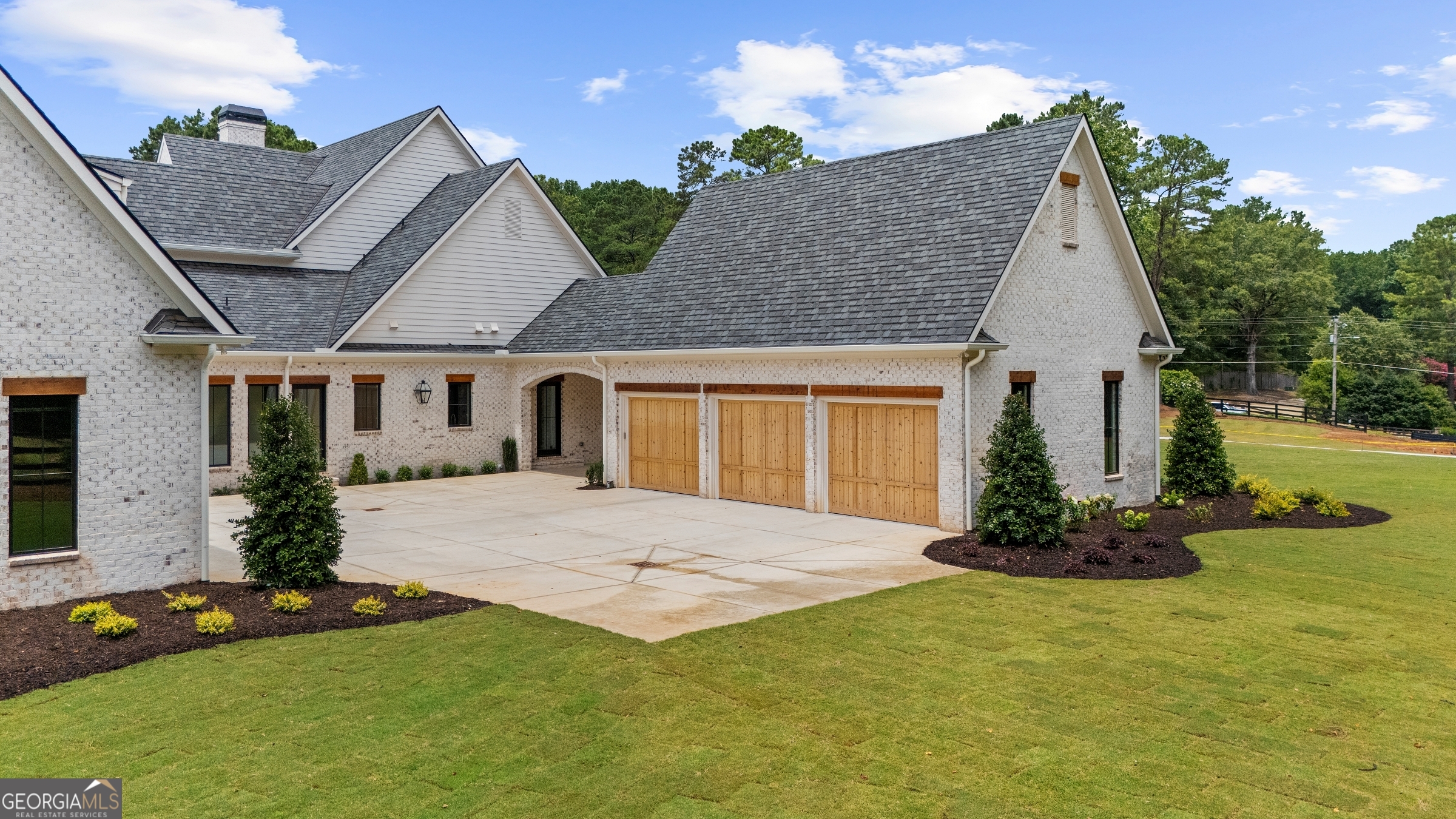 113 Hickory Flat RD