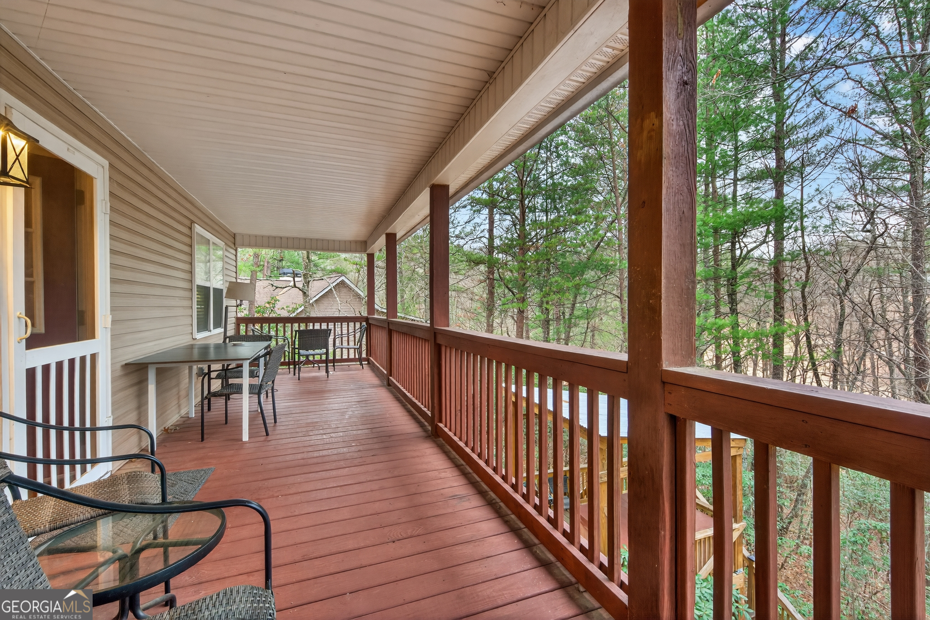 697 Zeppelin Strasse