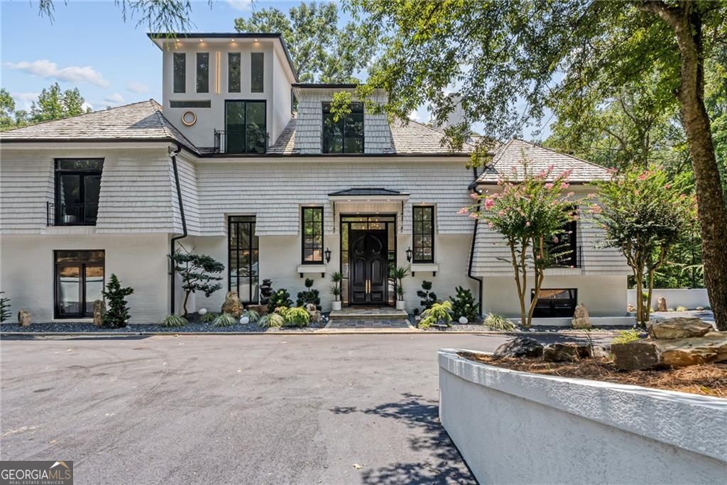 3946 Paces Ferry RD NW