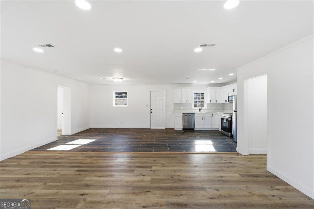 Photo of 130 Malone Drive NW, Rome, GA 30165 (MLS # 10690572)