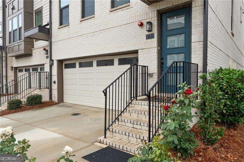 Photo of 1153 Rivard Circle NW, Atlanta, GA 30318 (MLS # 10876726)