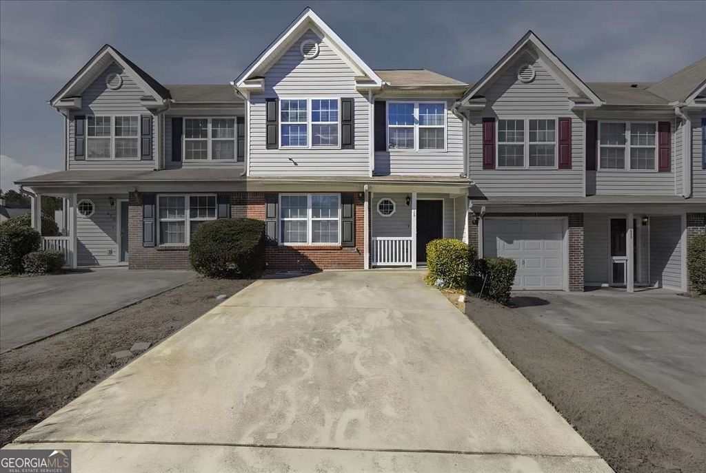 Photo of 460 Parkway Road, Union City, GA 30291 (MLS # 10687615)