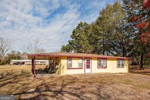 A home in Waycross