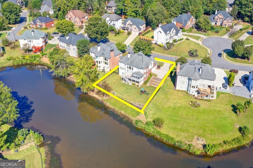 400 Lake Manor TRCE