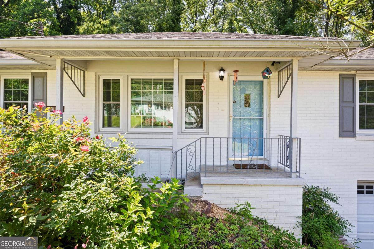 3366 Woodview DR SE