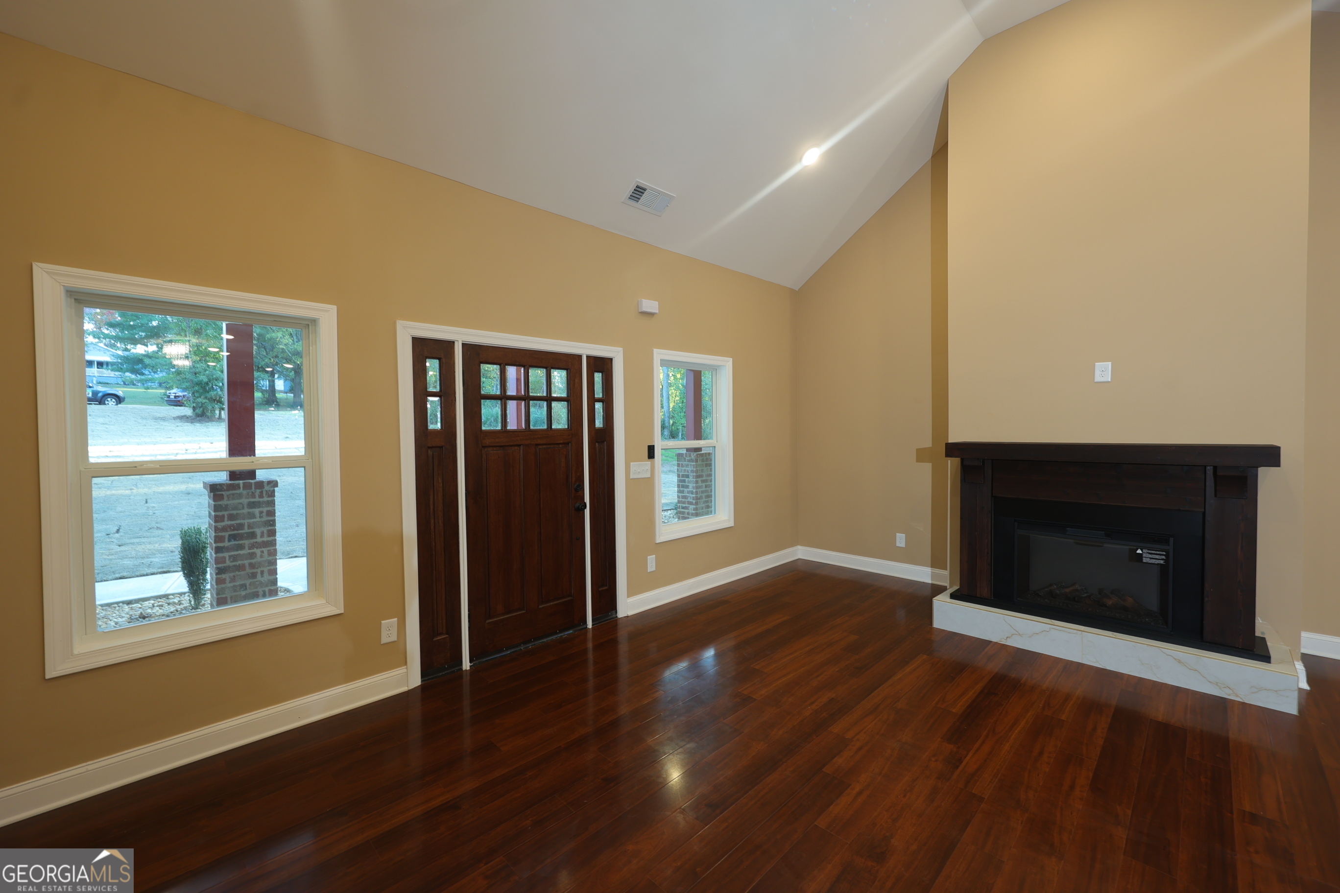 1663 Piedmont RD