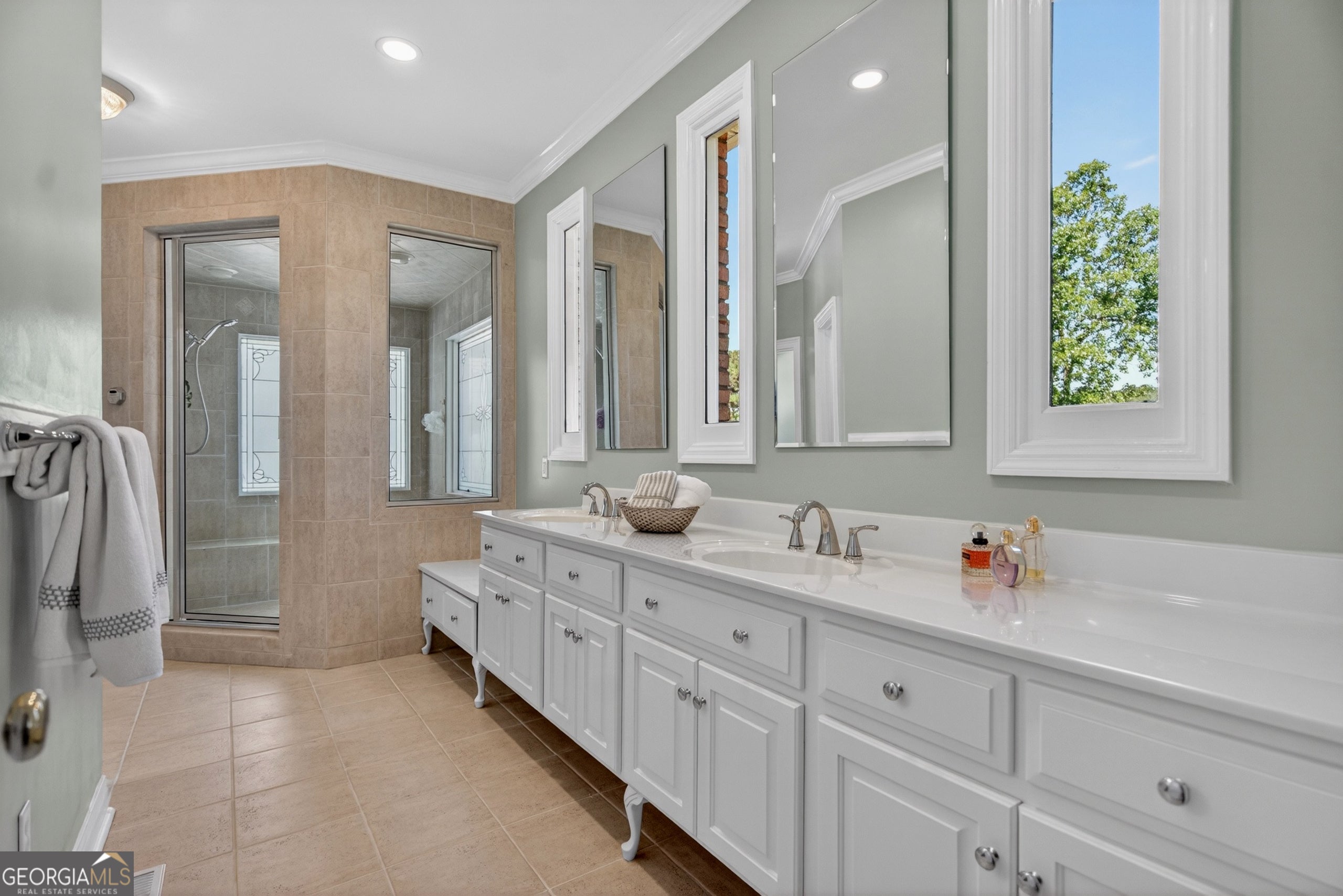 529 Floyd Rd, Pine Mountain, GA, 31822, USA, 4 Bedrooms Bedrooms, ,6 BathroomsBathrooms,Residential,Active,529 Floyd Rd,10760923