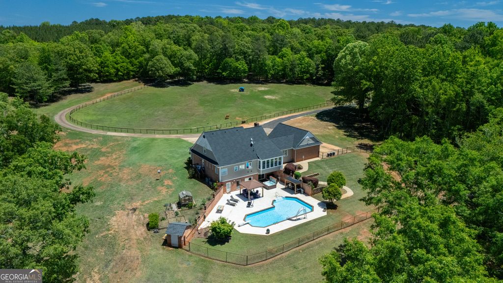 Photo of 529 Floyd Road, Pine Mountain, GA 31822 (MLS # 10760923)