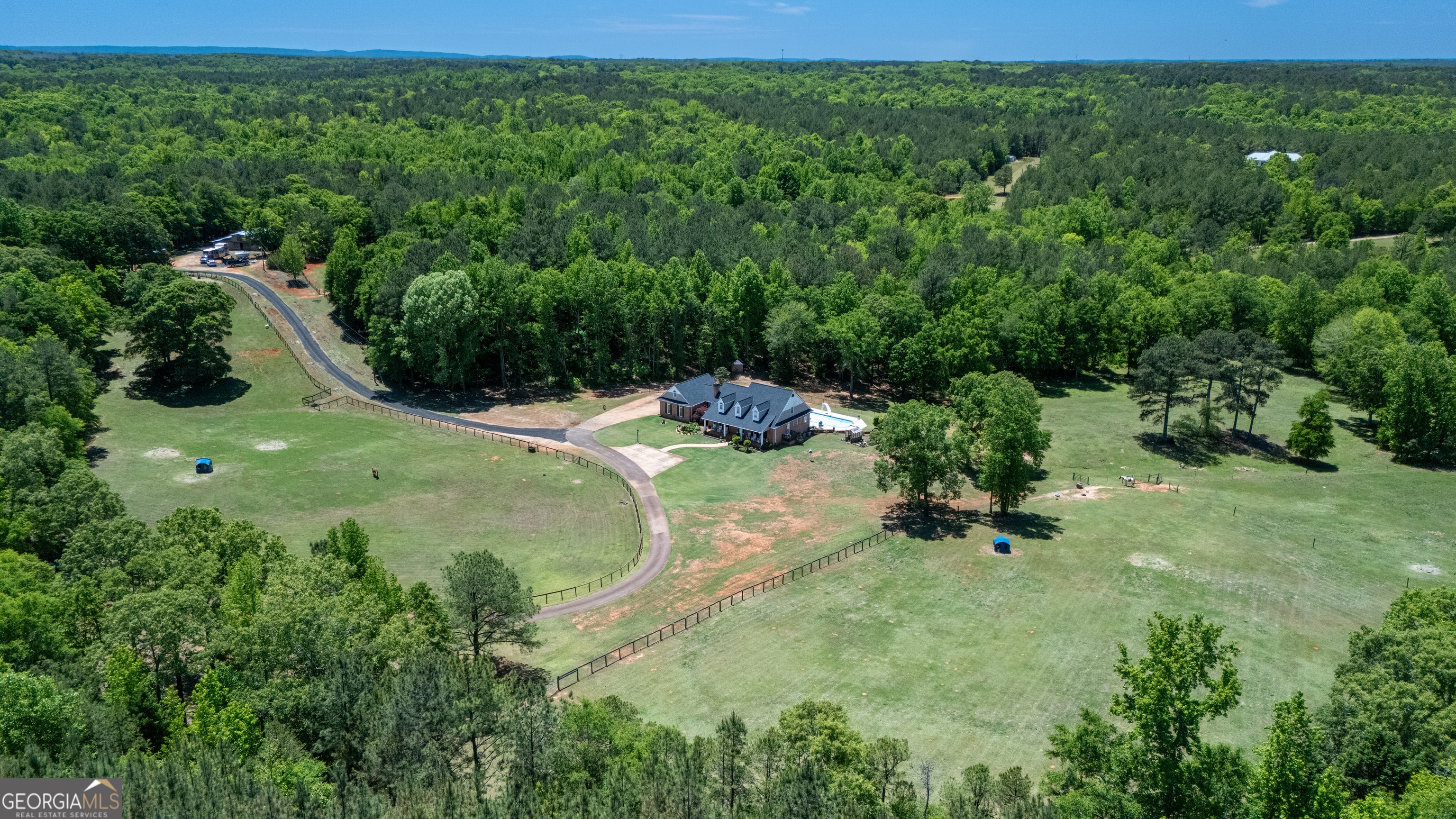 529 Floyd Rd, Pine Mountain, GA, 31822, USA, 4 Bedrooms Bedrooms, ,6 BathroomsBathrooms,Residential,Active,529 Floyd Rd,10760923