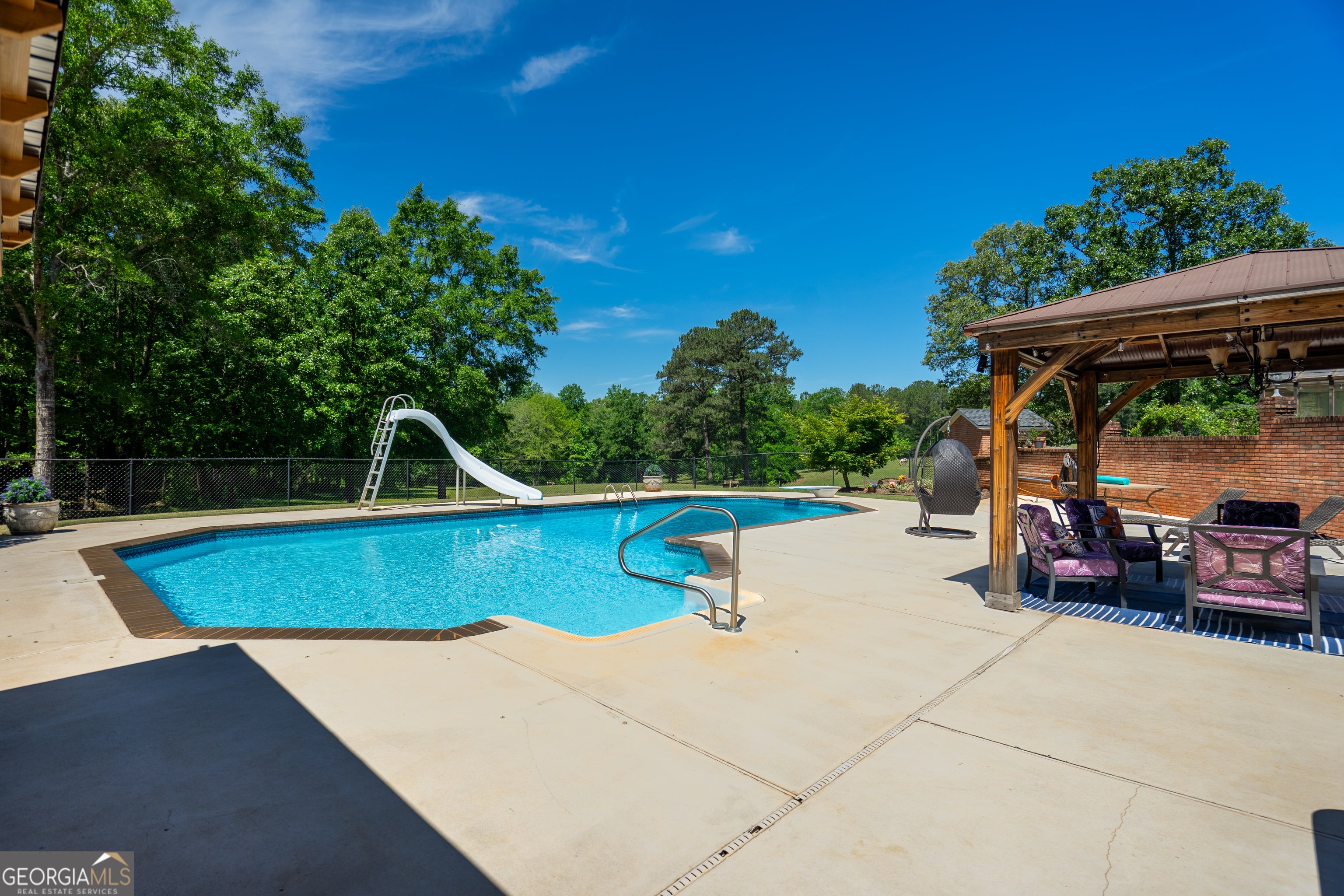 529 Floyd Rd, Pine Mountain, GA, 31822, USA, 4 Bedrooms Bedrooms, ,6 BathroomsBathrooms,Residential,Active,529 Floyd Rd,10760923
