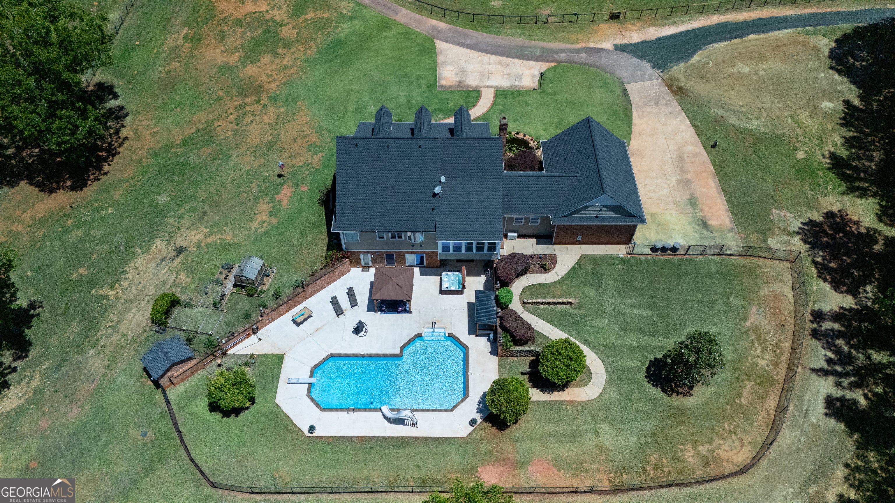 529 Floyd Rd, Pine Mountain, GA, 31822, USA, 4 Bedrooms Bedrooms, ,6 BathroomsBathrooms,Residential,Active,529 Floyd Rd,10760923