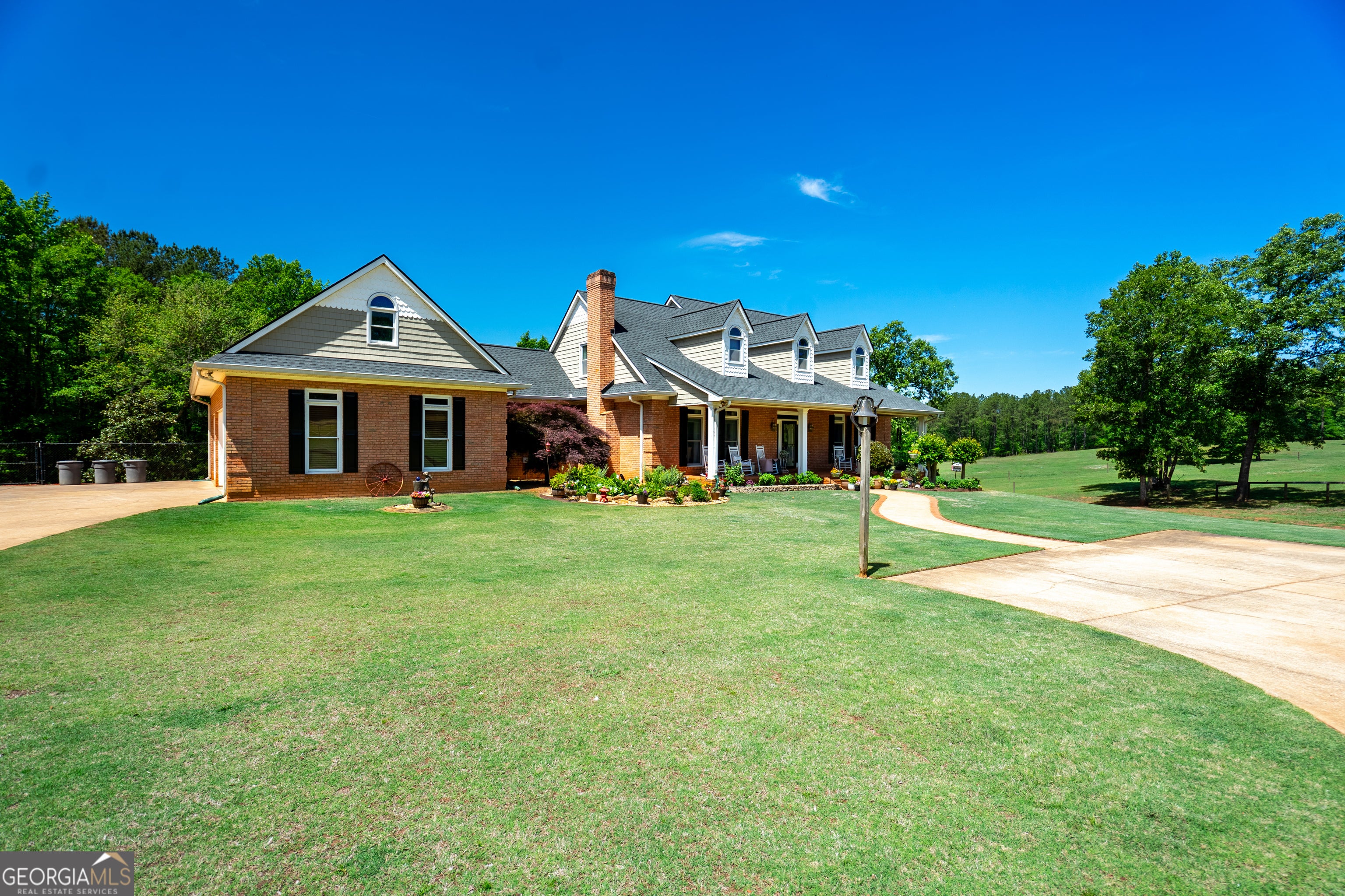 529 Floyd Rd, Pine Mountain, GA, 31822, USA, 4 Bedrooms Bedrooms, ,6 BathroomsBathrooms,Residential,Active,529 Floyd Rd,10760923