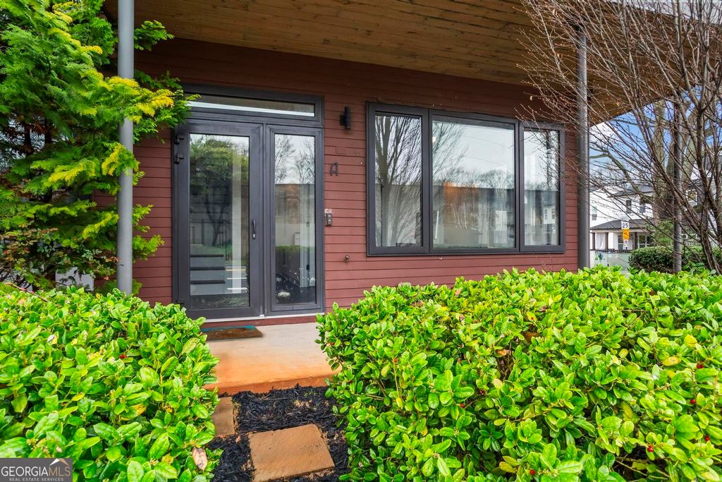 Photo of 292 Gordon Avenue NE #A, Atlanta, GA 30307 (MLS # 10707784)