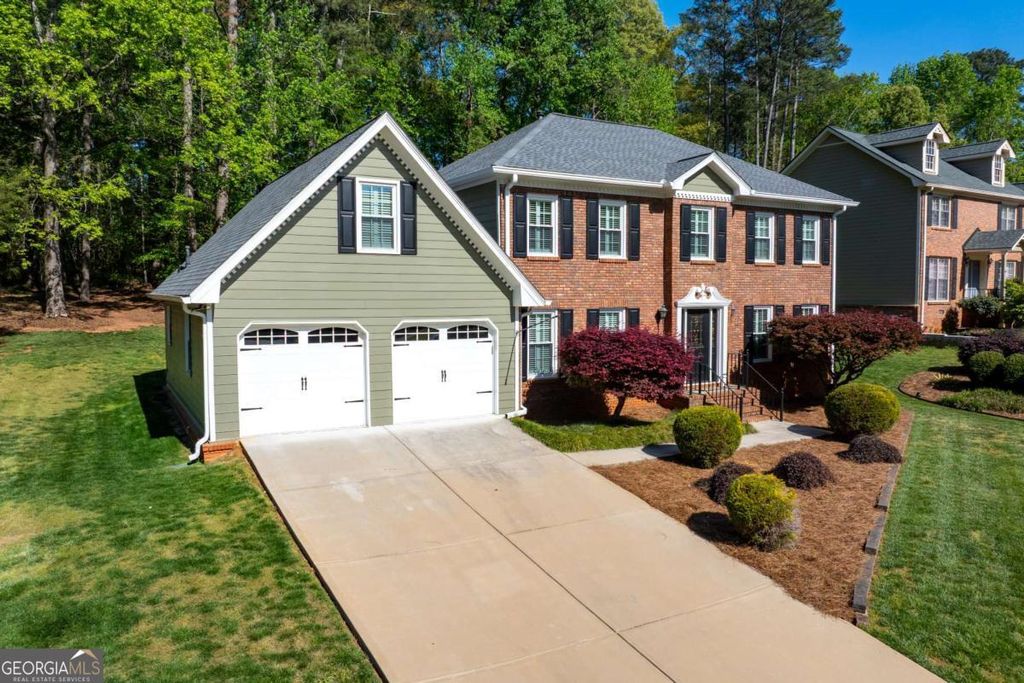 Photo of 826 Marbrook Drive, Lawrenceville, GA 30044 (MLS # 10730396)