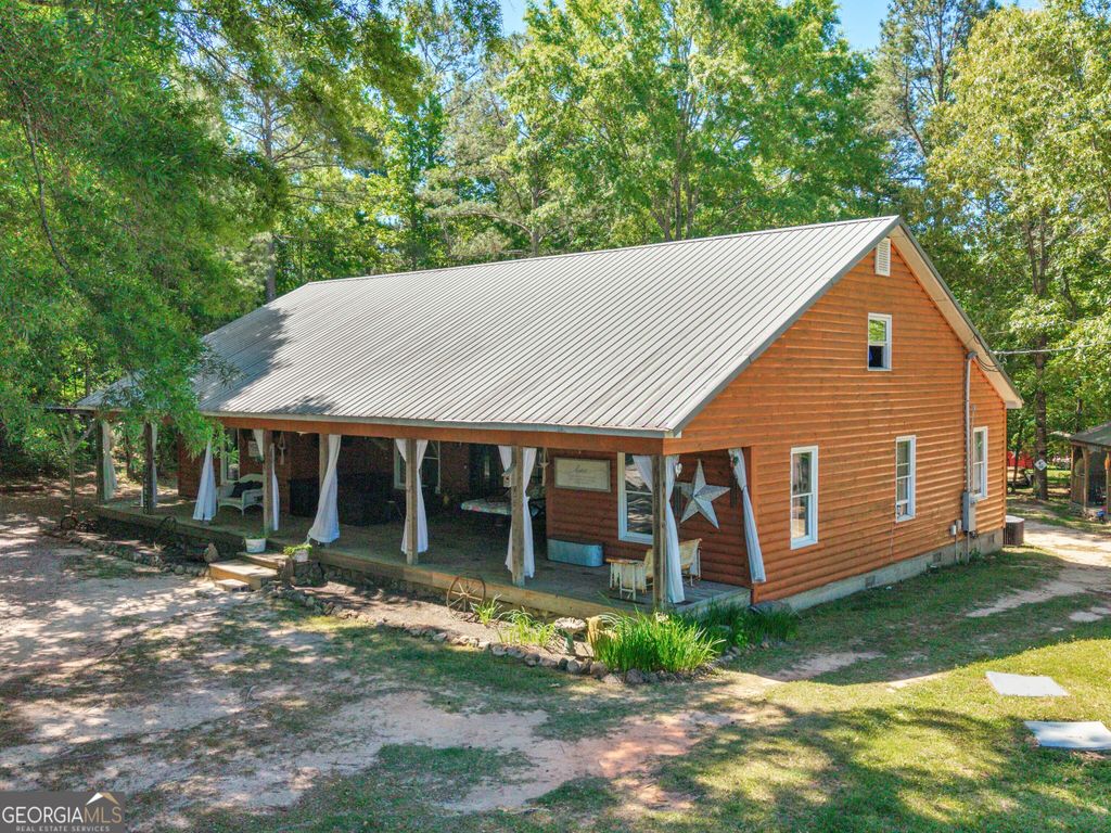 Photo of 1018 Grandview Road, Mansfield, GA 30055 (MLS # 10766026)